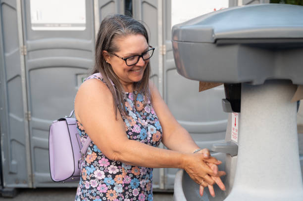 Affordable portable toilet rental in North Fair Oaks, CA